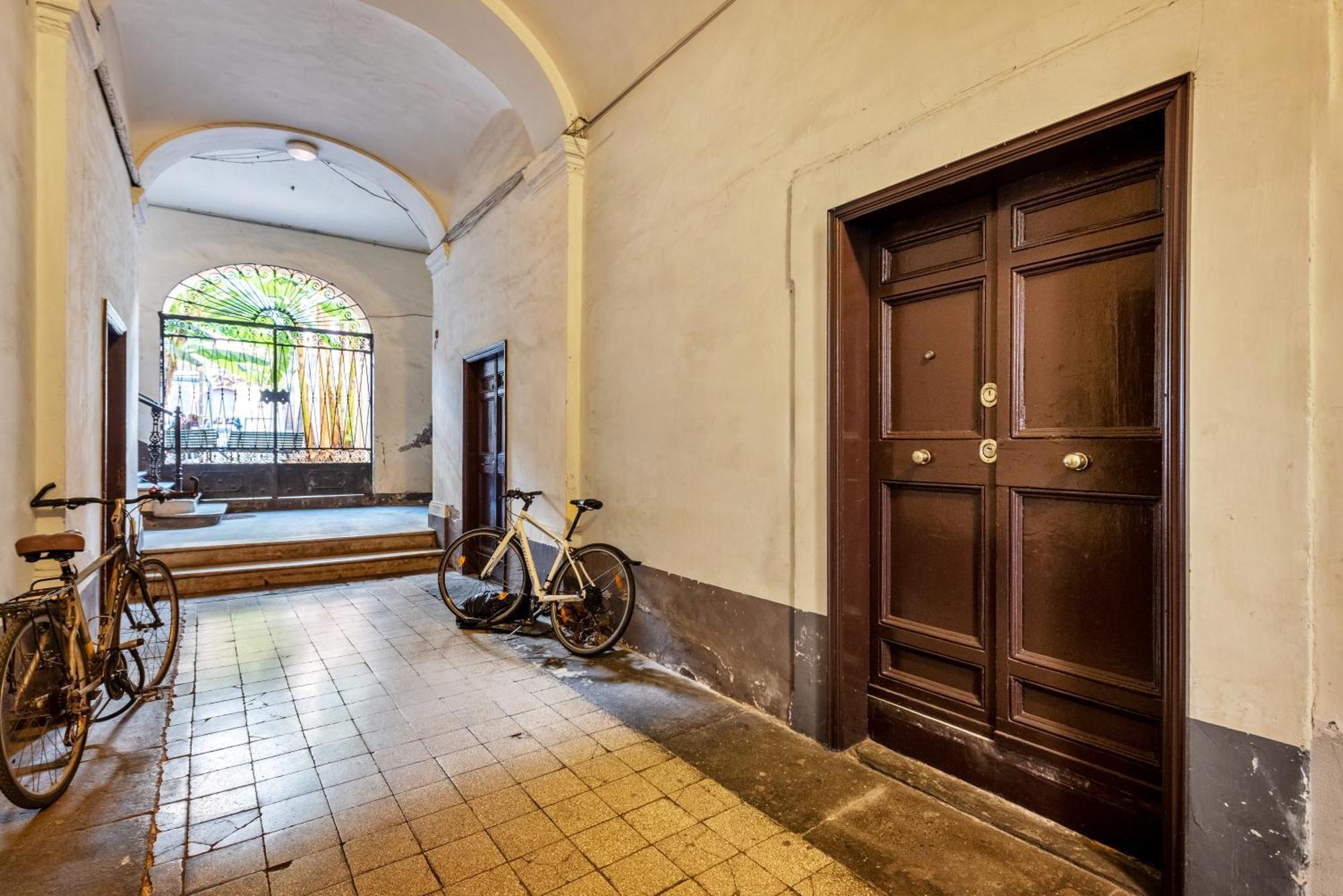 Colosseo 62 Apartment Рим Экстерьер фото